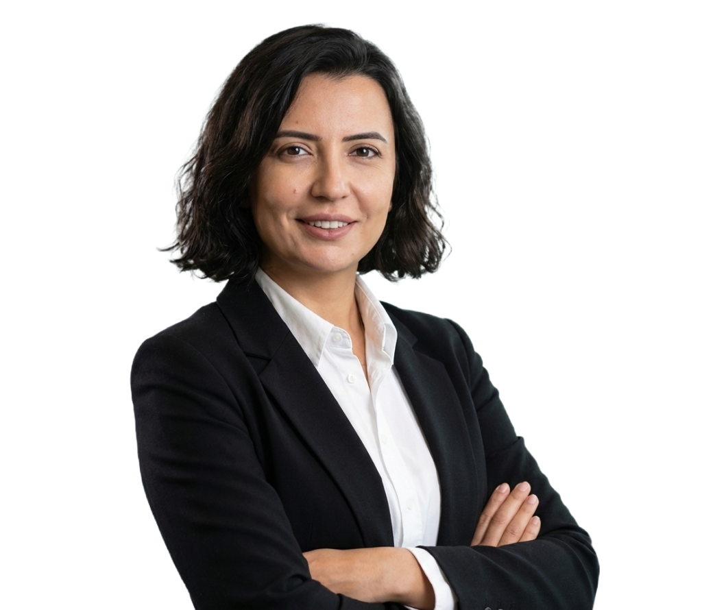 Betül Akan 22